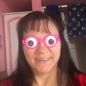 Meet your Posher, Debbie